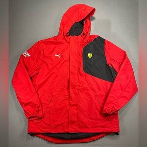 EUC Scuderia Ferrari F1 Fanwear Puma Rain Jacket OFFICIAL SUPPLIER - Medium
